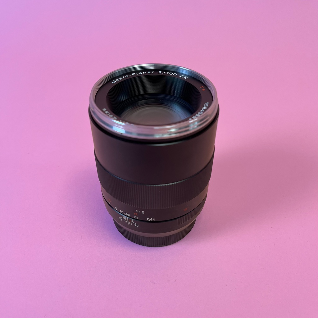 Carl Zeiss Makro-Planar T 100mm f/2 Classic