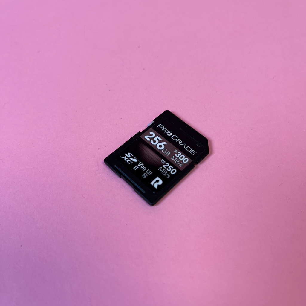 SD Card V90 256GB