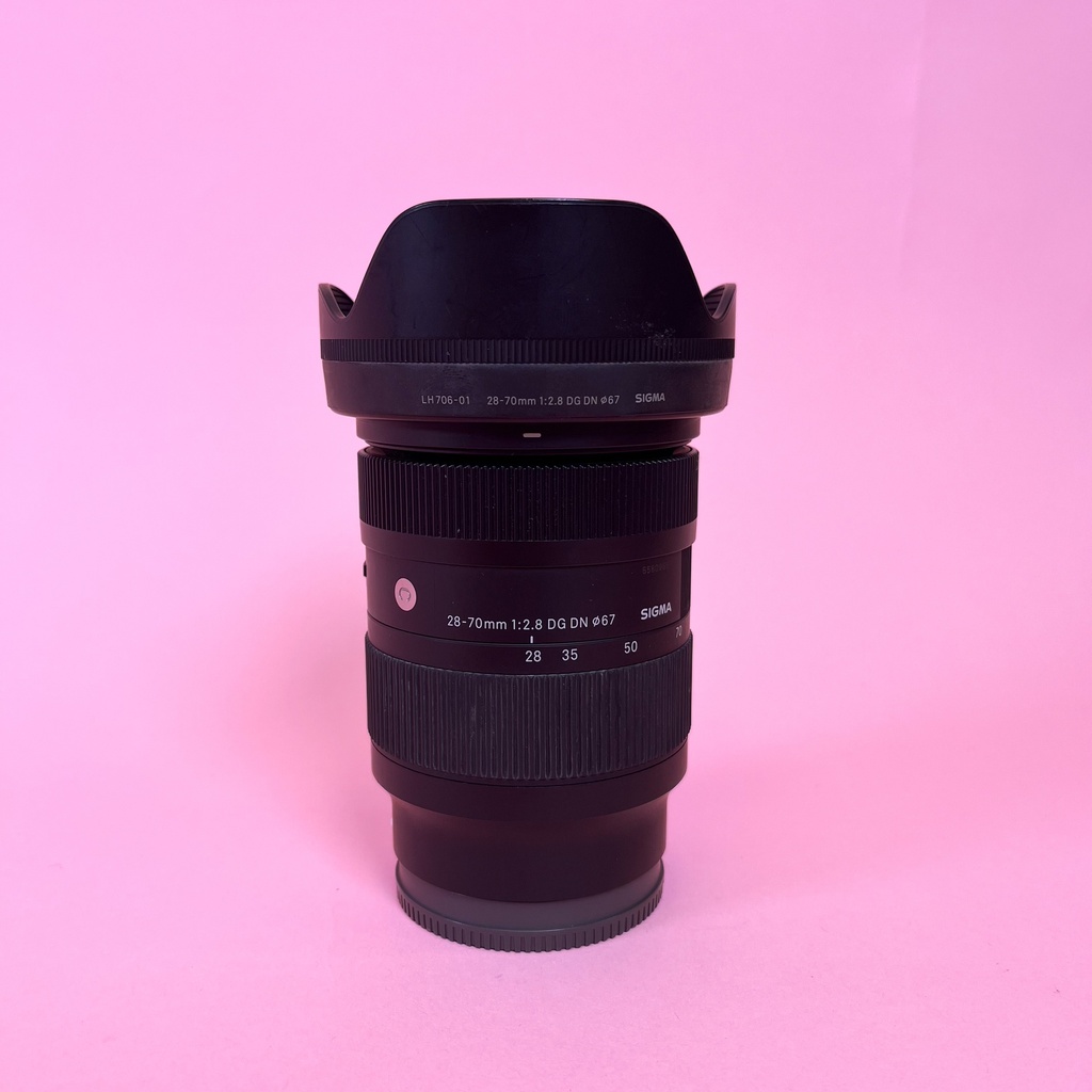 Sigma DG DN | C 28-70mm F2.8  E mount prime lens