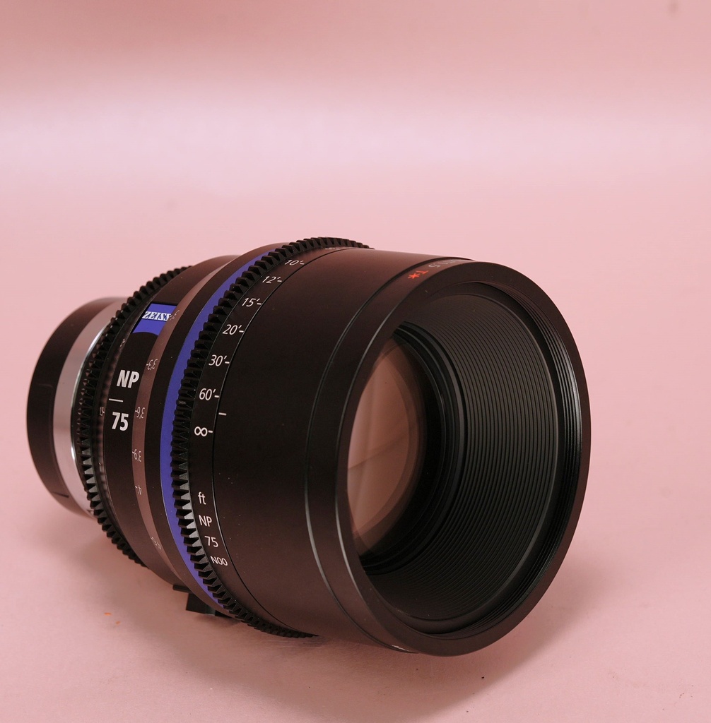 Carl Zeiss 75mm T*1.5 Nano Prime lens