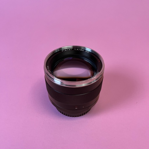 Carl Zeiss Planar T 85mm f/1.4 ZE Classic