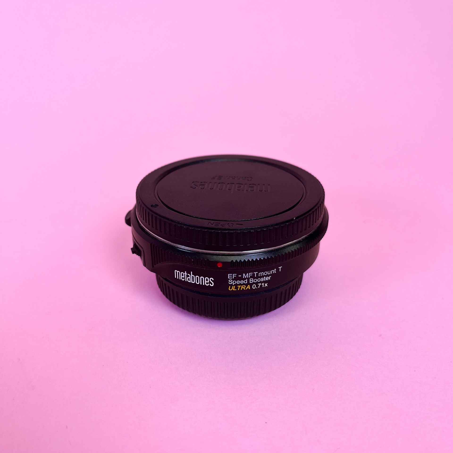 Metabones Speed Booster 0.71x Adapter EF to MFT | Diff-e-rent