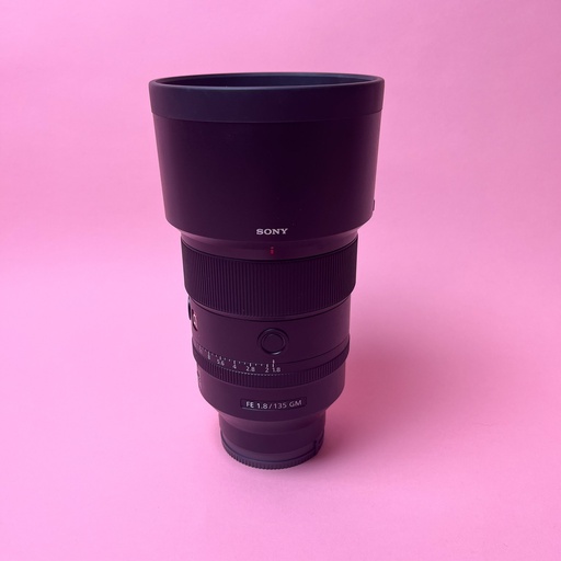 Sony FE 135mm f/1.8 GM lens